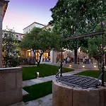 Parador De Caceres