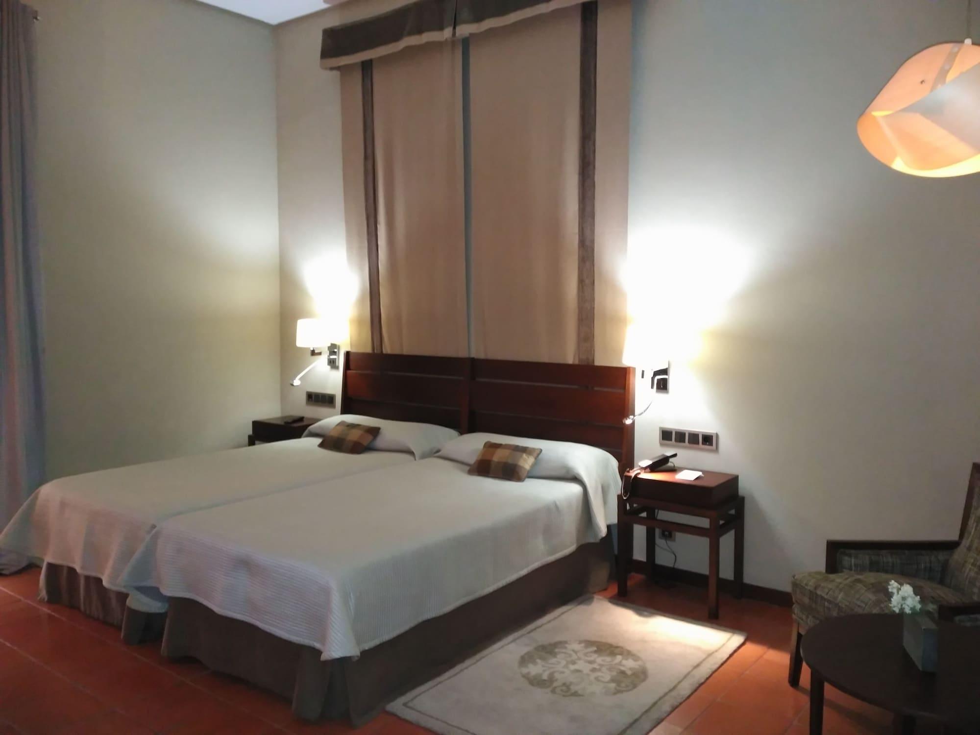 Hotel De Caceres